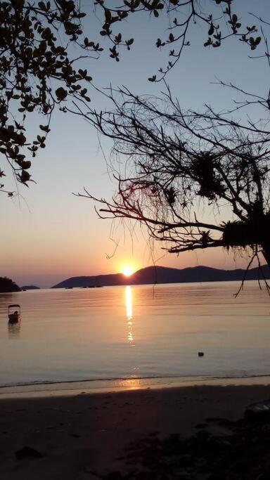Melhores praias entre Paraty e Angra Exterior foto